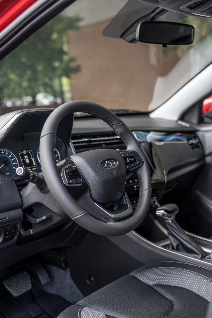 Жылытқышы бар көпфункциялы руль дөңгелегі